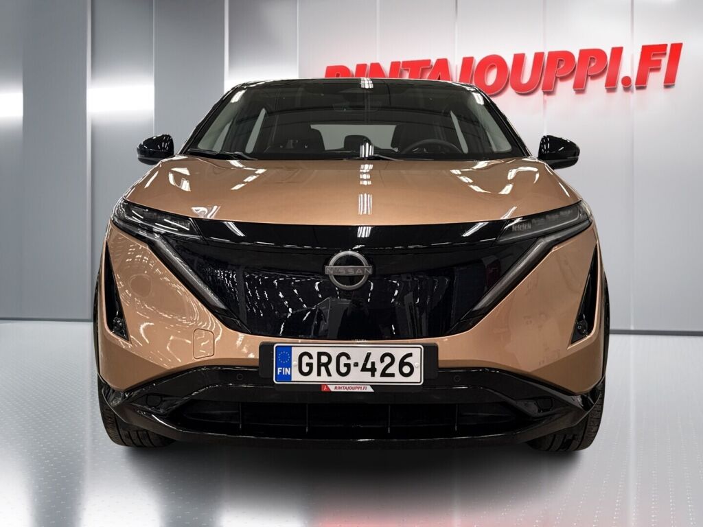 Nissan Ariya 2025 Monivär.