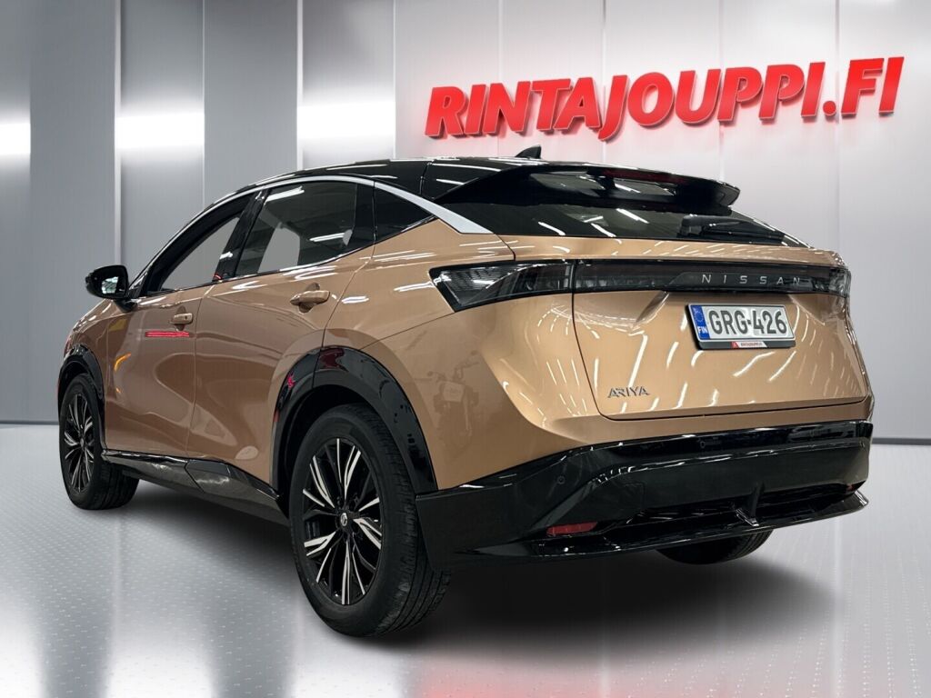 Nissan Ariya 2025 Monivär.