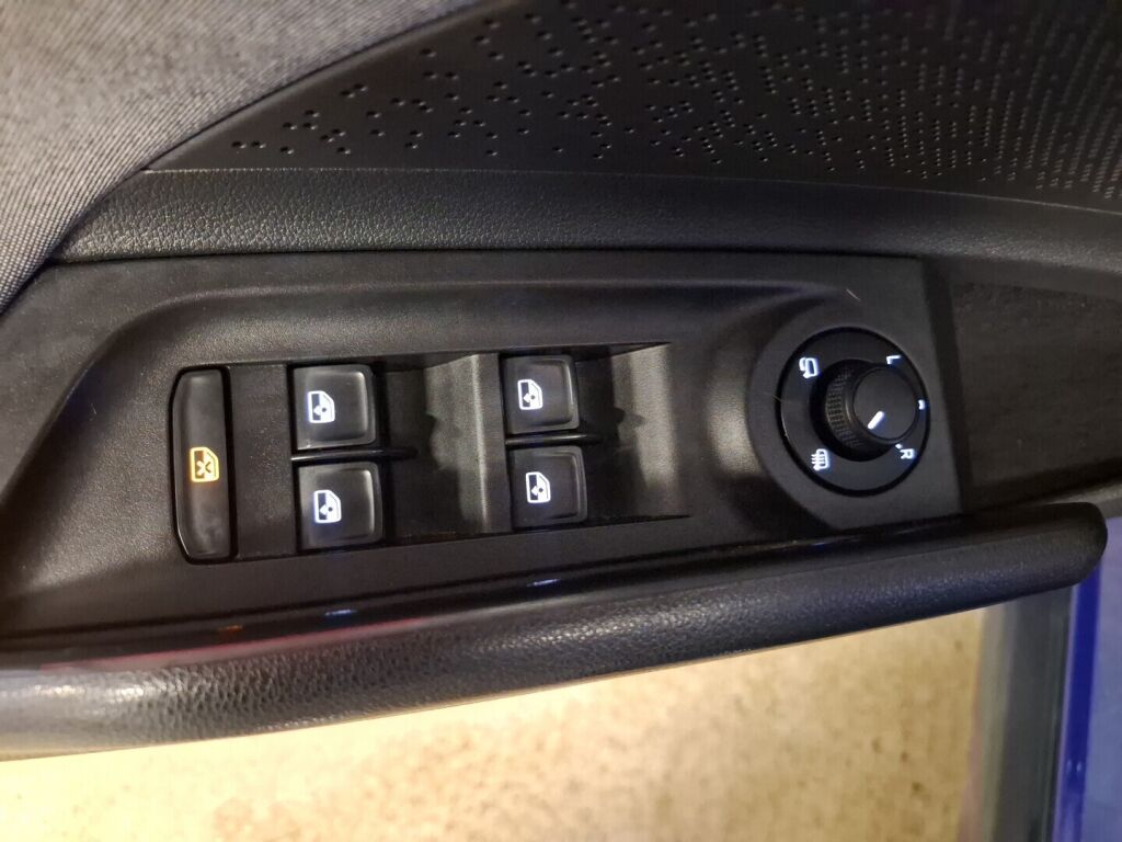 Skoda Enyaq 2021 Sininen