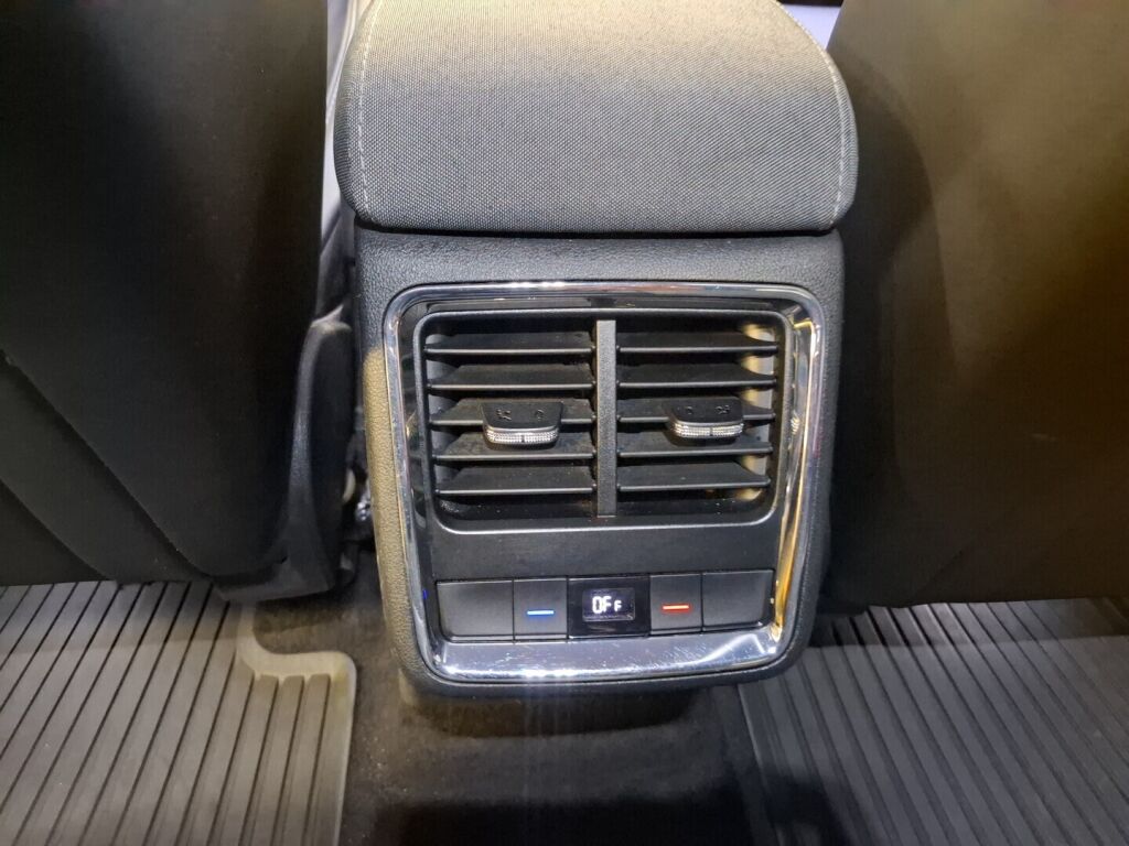 Skoda Enyaq 2021 Sininen