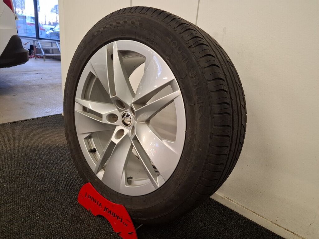 Skoda Enyaq 2021 Sininen