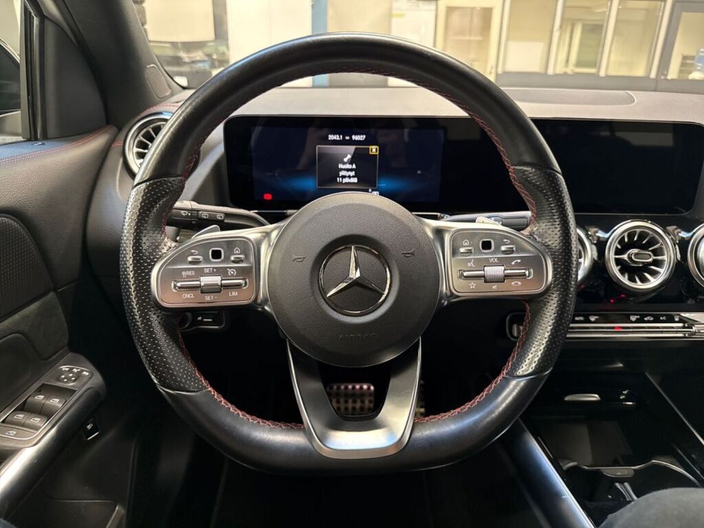 Mercedes-Benz EQA 2022 Valkoinen
