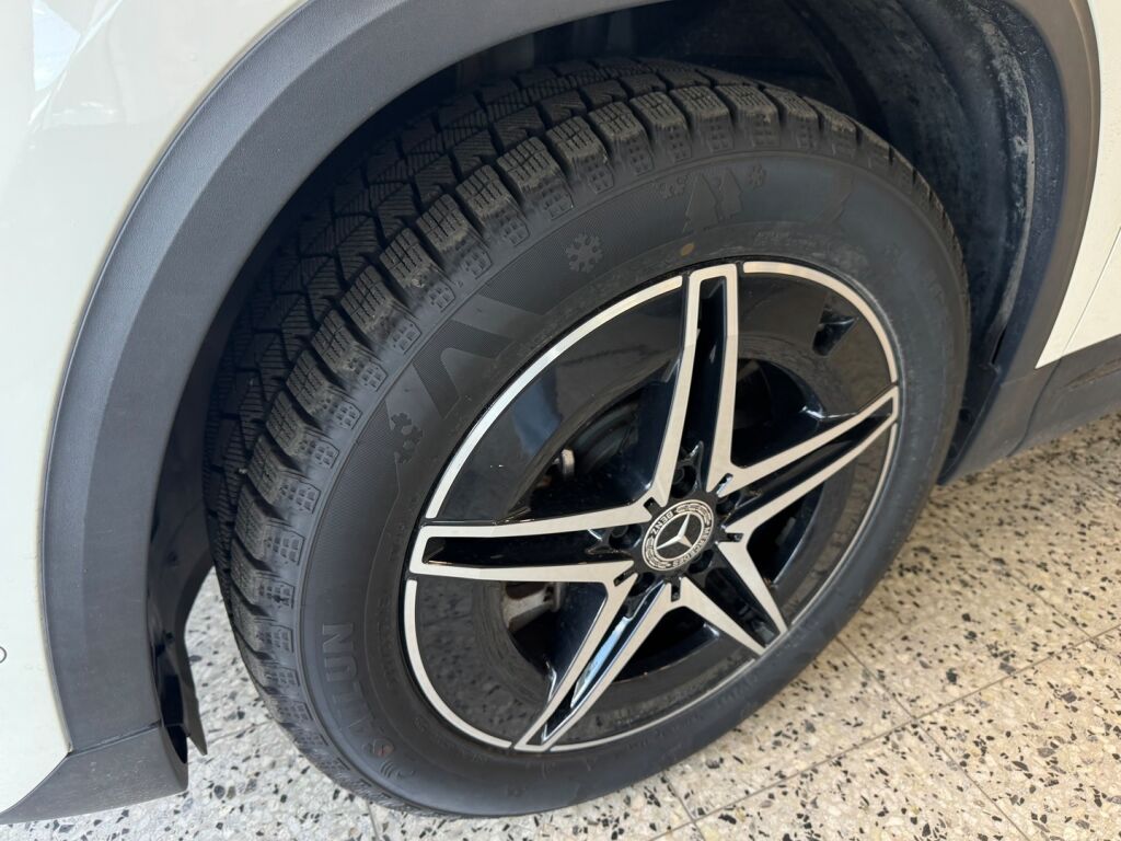 Mercedes-Benz EQA 2022 Valkoinen