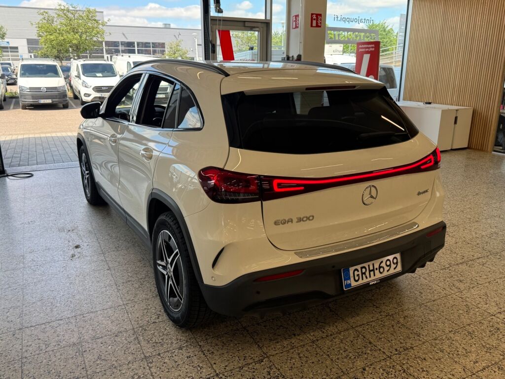 Mercedes-Benz EQA 2022 Valkoinen
