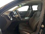 Volvo V60 2022 Musta