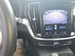 Volvo V60 2022 Musta