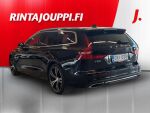 Volvo V60 2022 Musta