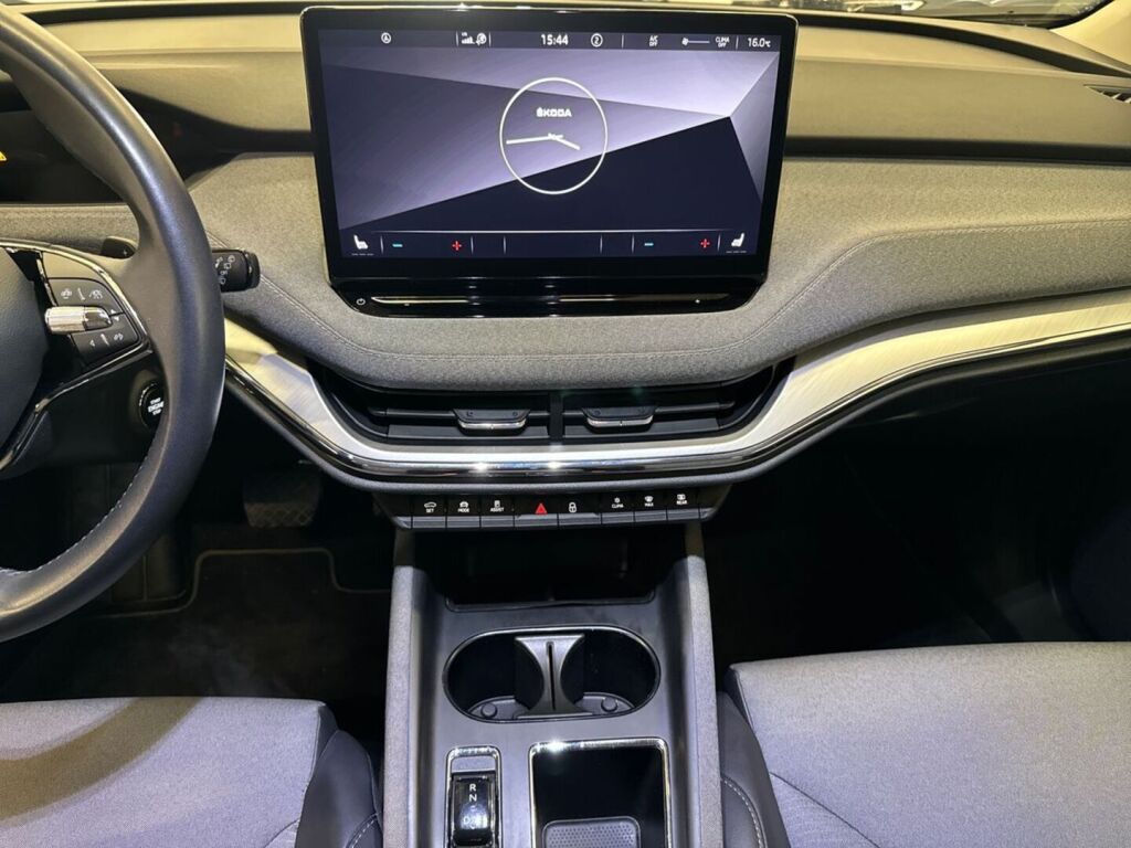 Skoda Enyaq 2022 Sininen