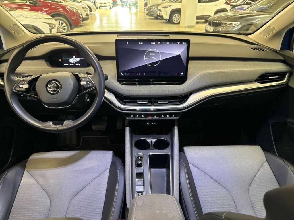 Skoda Enyaq 2022 Sininen