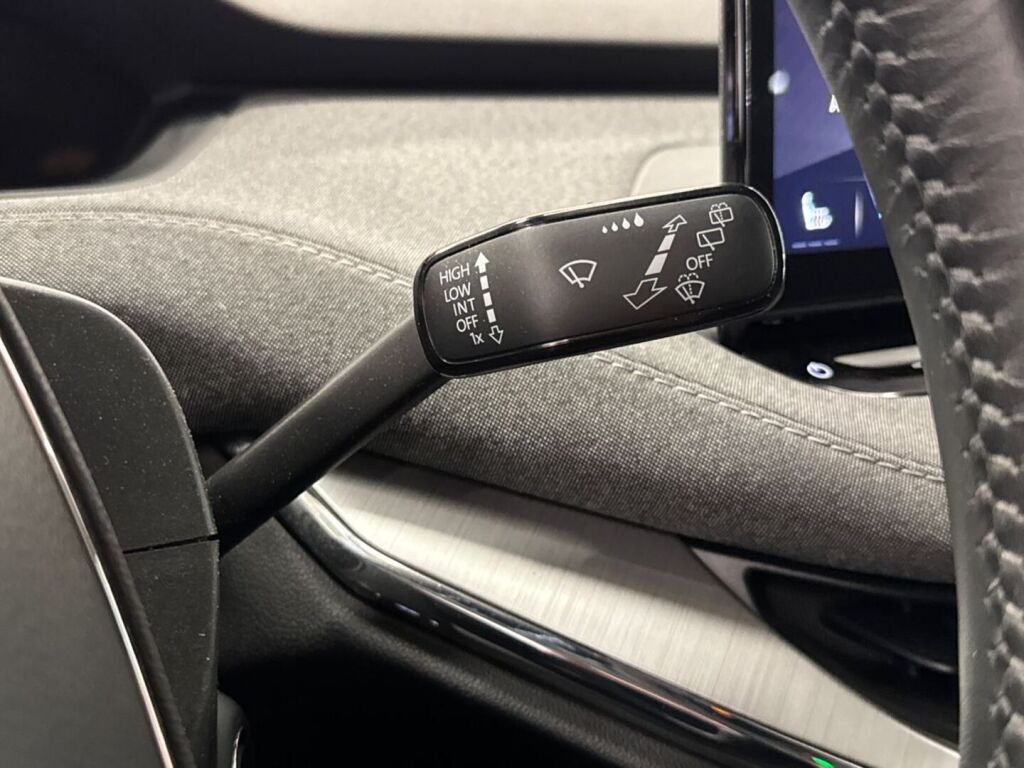 Skoda Enyaq 2022 Sininen