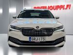 Skoda Superb 2020 Valkoinen