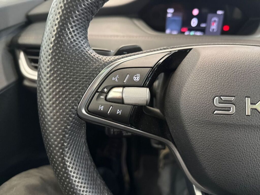 Skoda Enyaq 2026 Vihreä