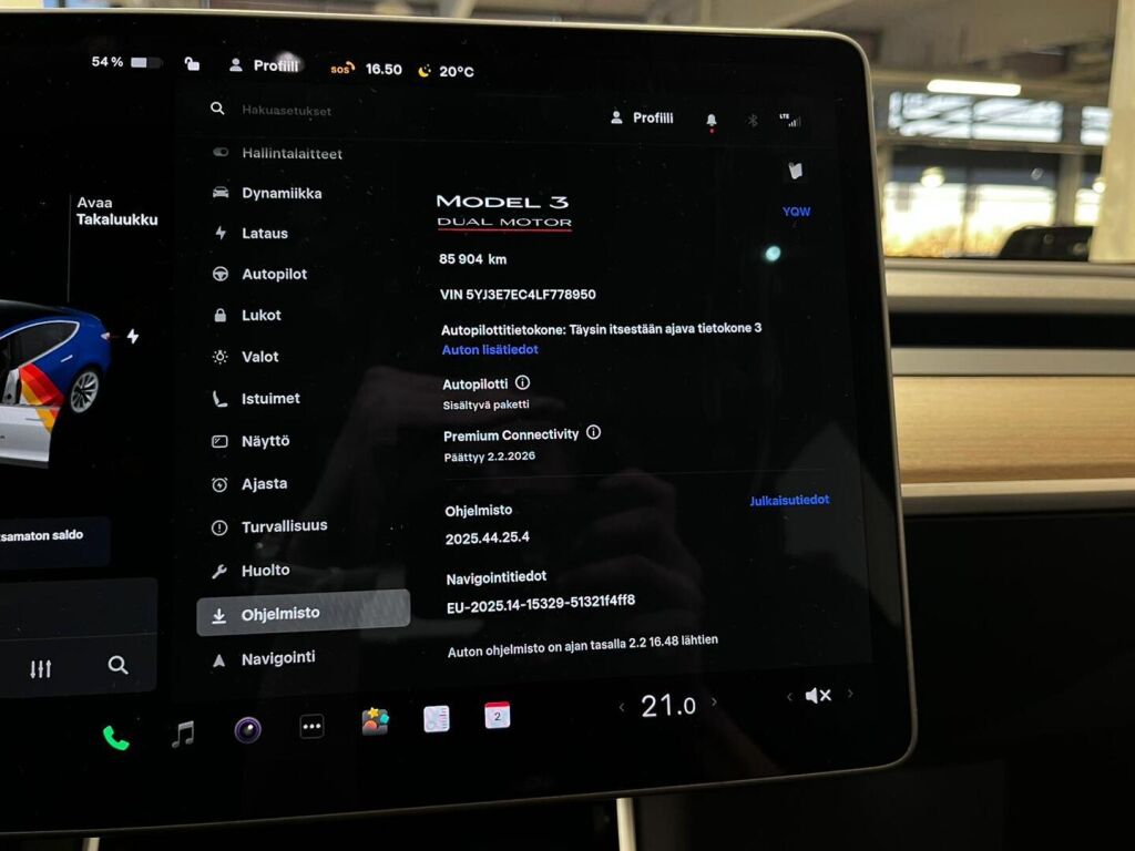 Tesla Model 3 2020 Valkoinen