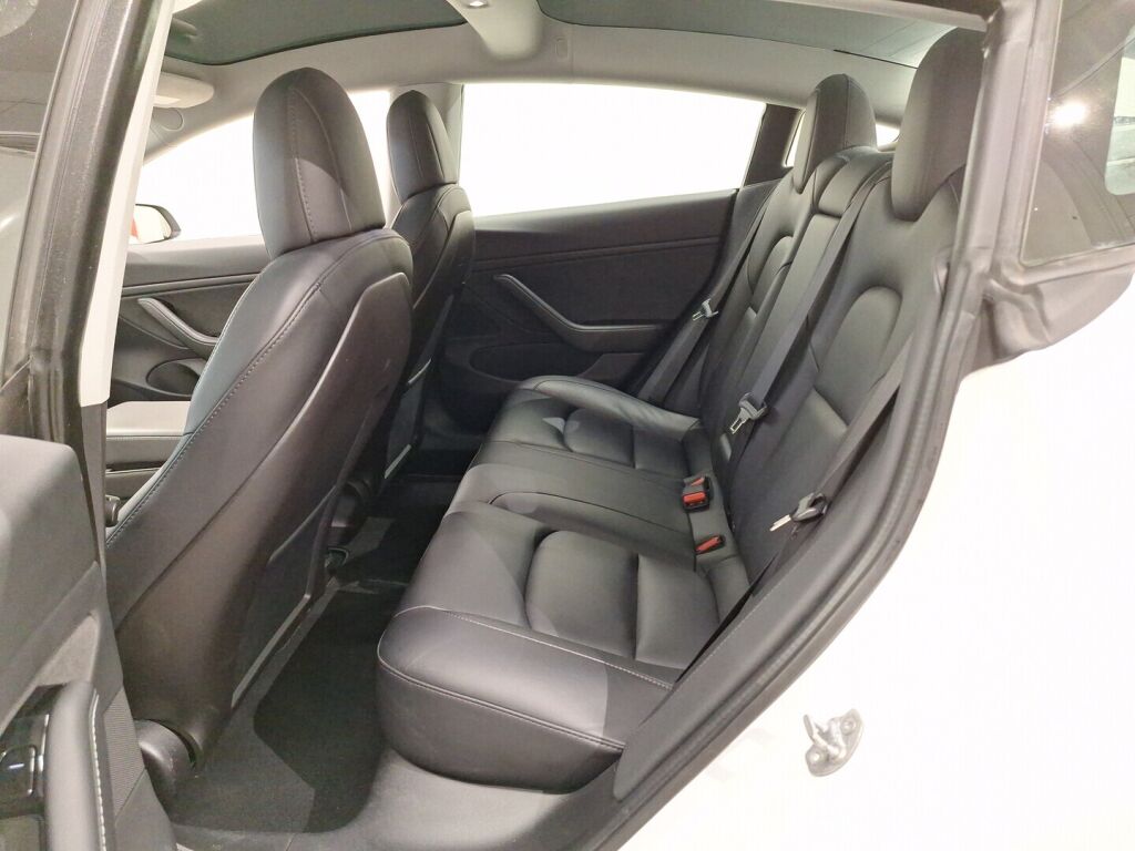 Tesla Model 3 2020 Valkoinen