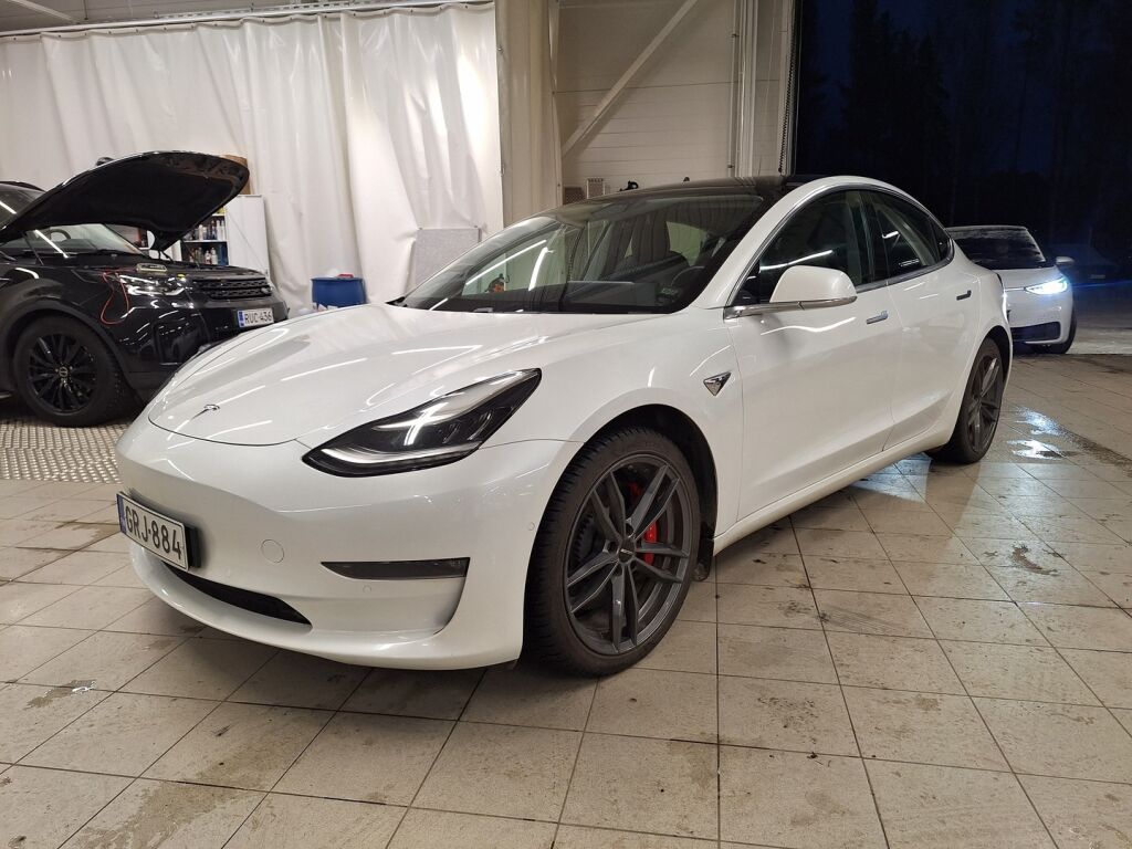 Tesla Model 3 2020 Valkoinen