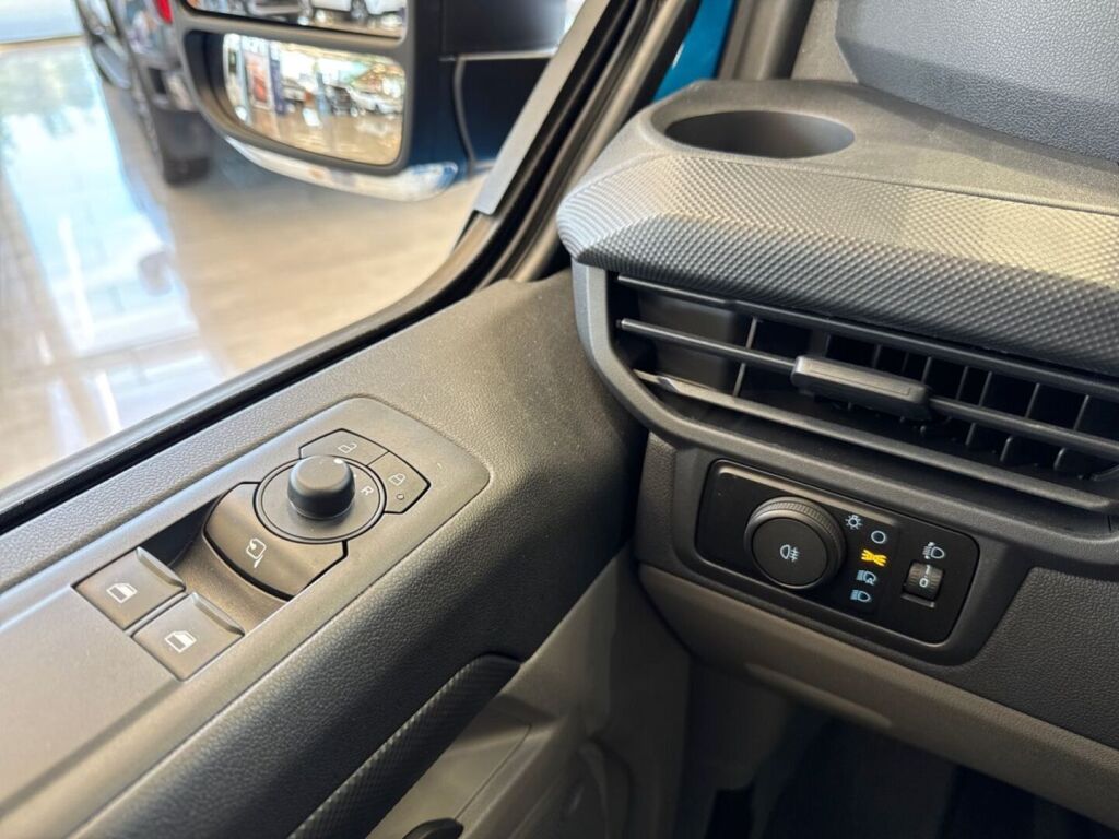 Ford Transit Custom 2026 Desert Island Blue