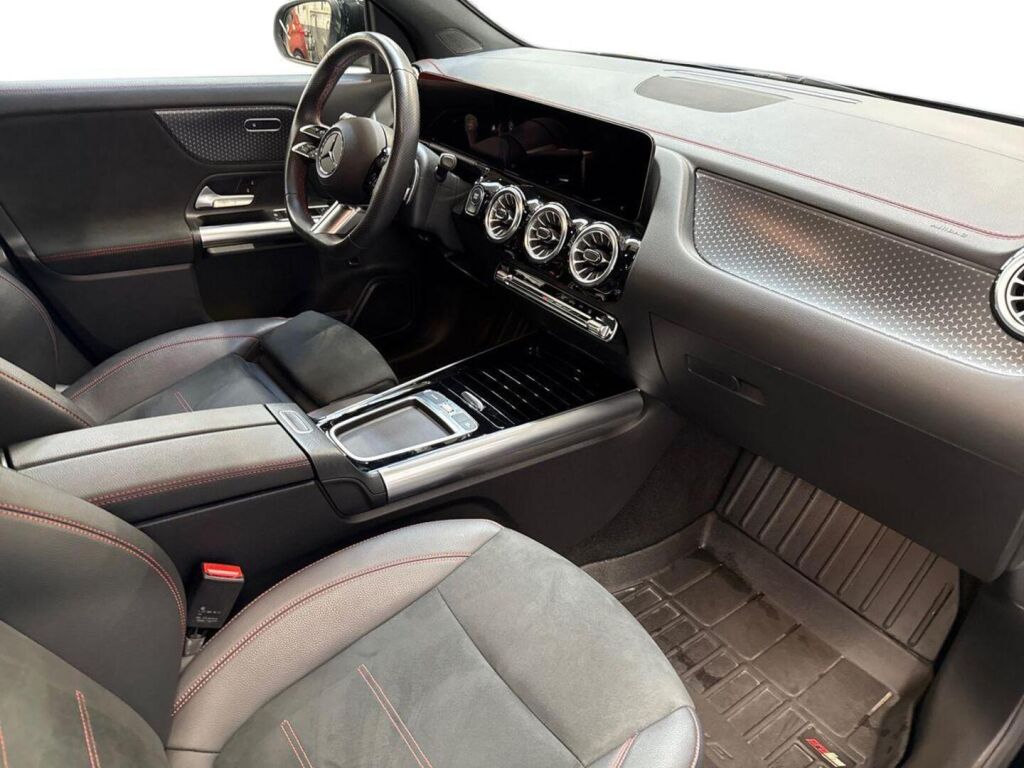 Mercedes-Benz EQA 2024 Musta