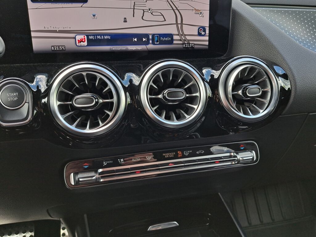 Mercedes-Benz EQA 2024 Musta