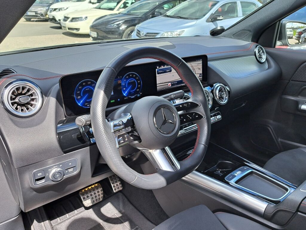 Mercedes-Benz EQA 2024 Musta