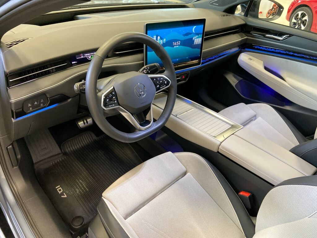 Volkswagen ID.7 2025 