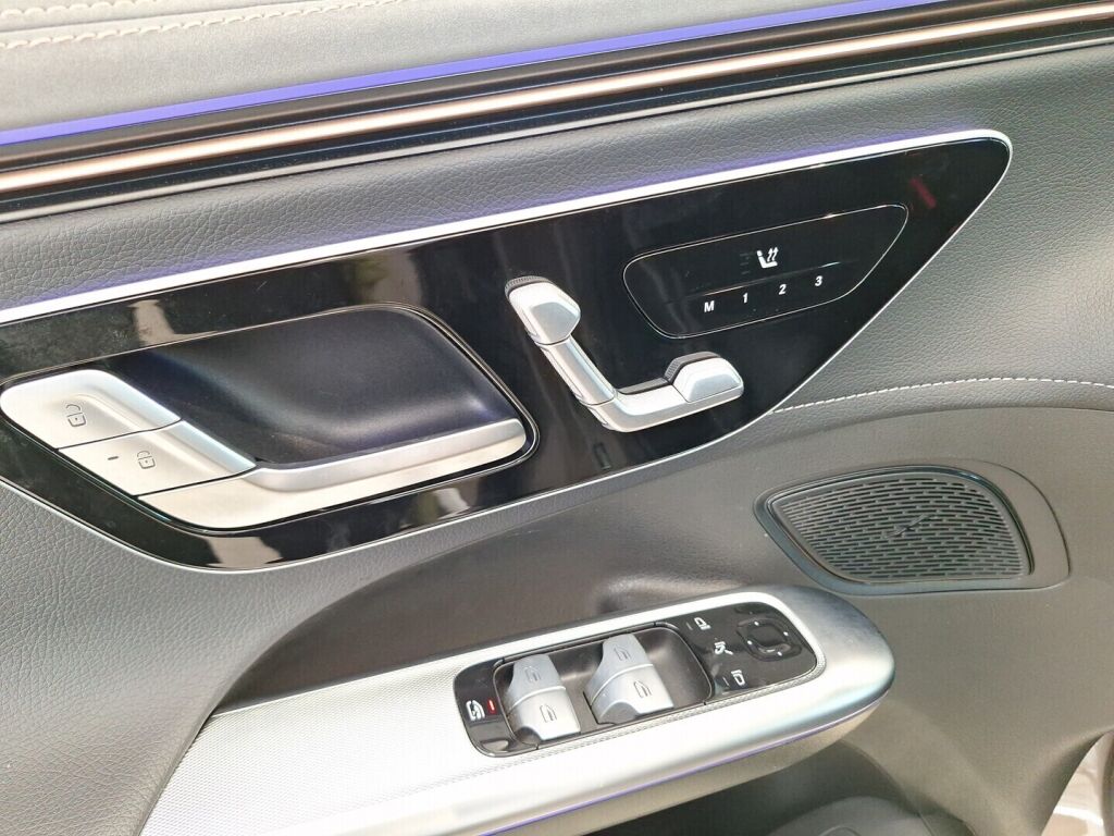 Mercedes-Benz EQE SUV 2024 