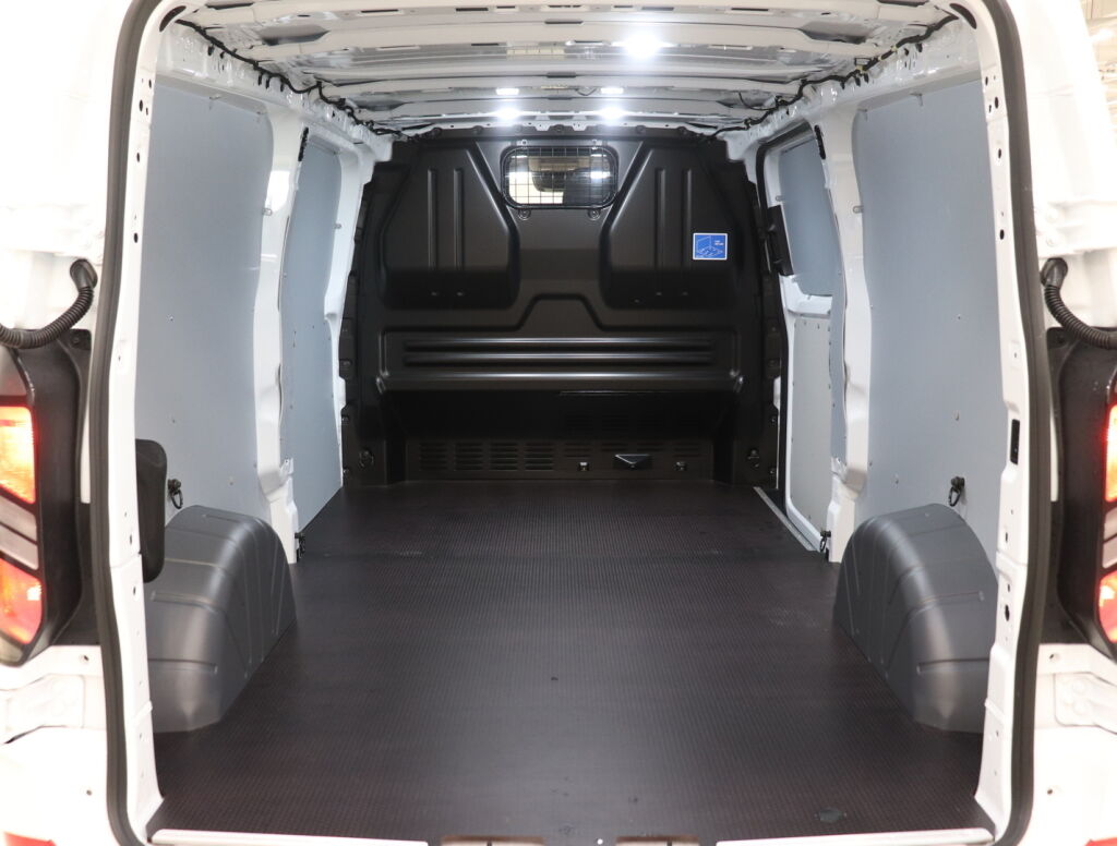 Ford Transit Custom 2025 