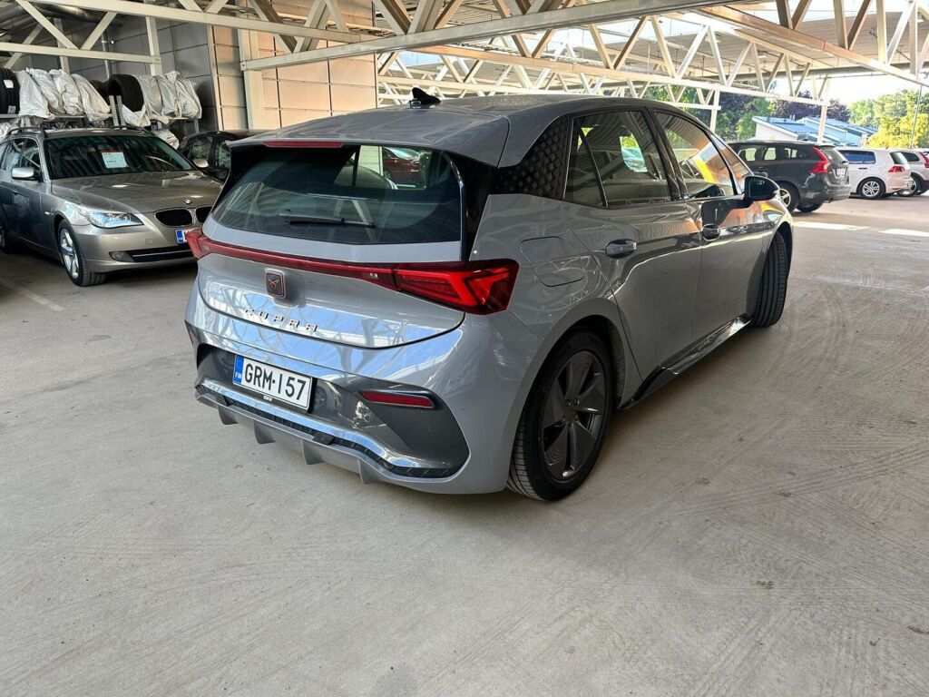 Cupra Born 2022 Harmaa