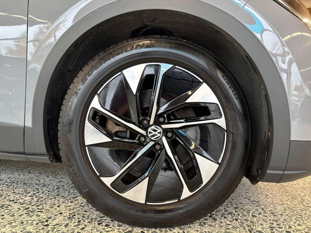 Volkswagen ID.4 2021 Harmaa