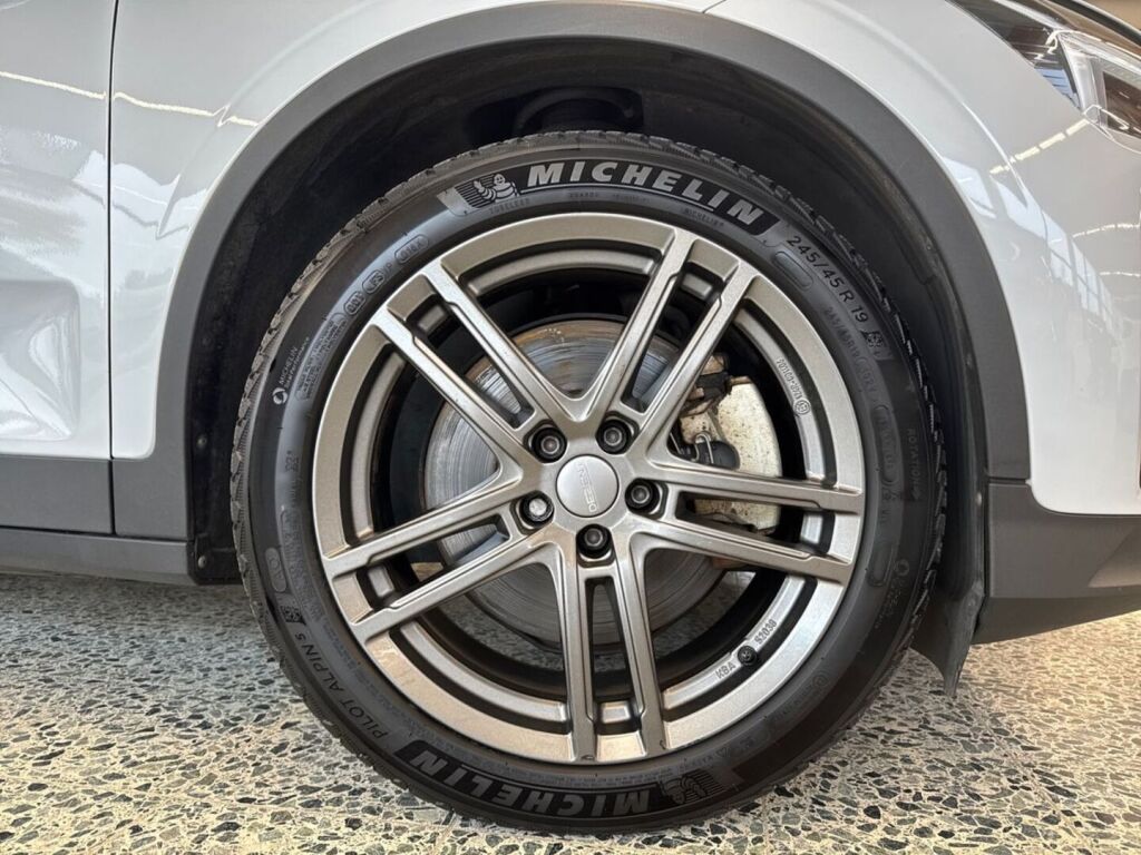 Polestar 2 2022 Hopea