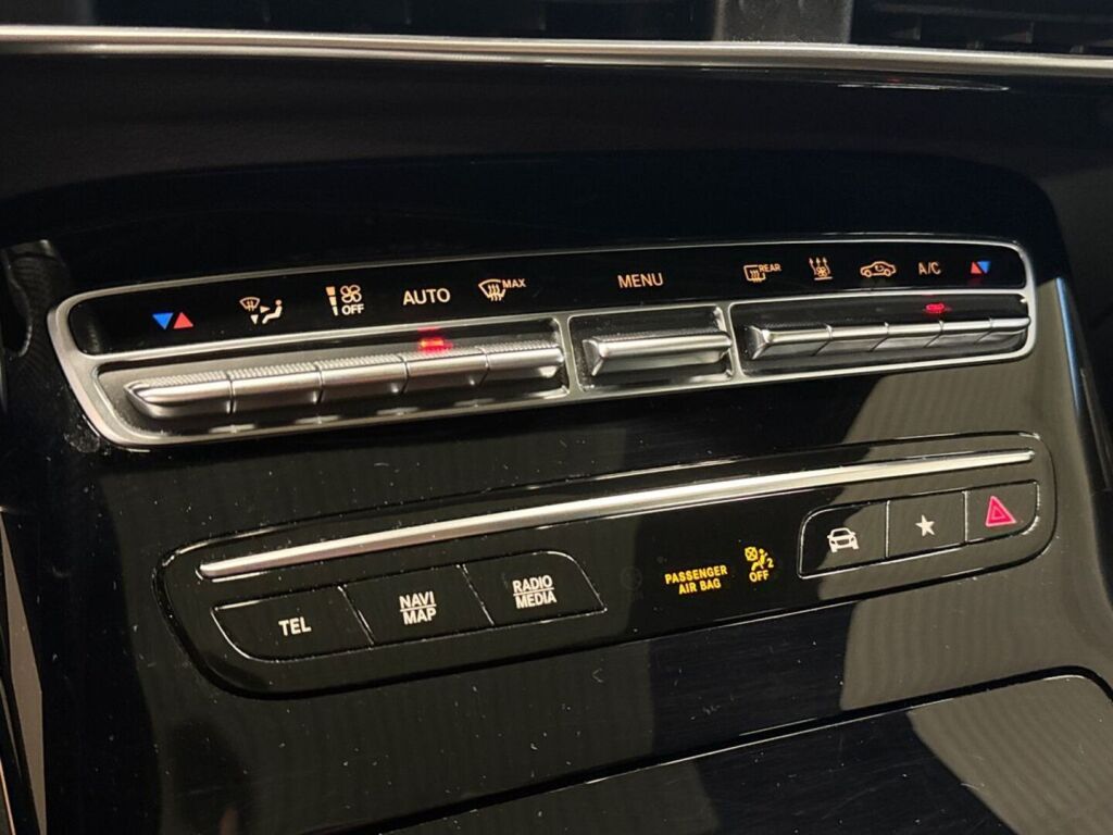 Mercedes-Benz EQC 2022 