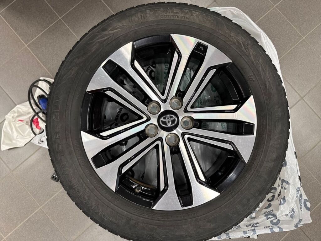 Toyota RAV4 Plug-in 2022 Harmaa