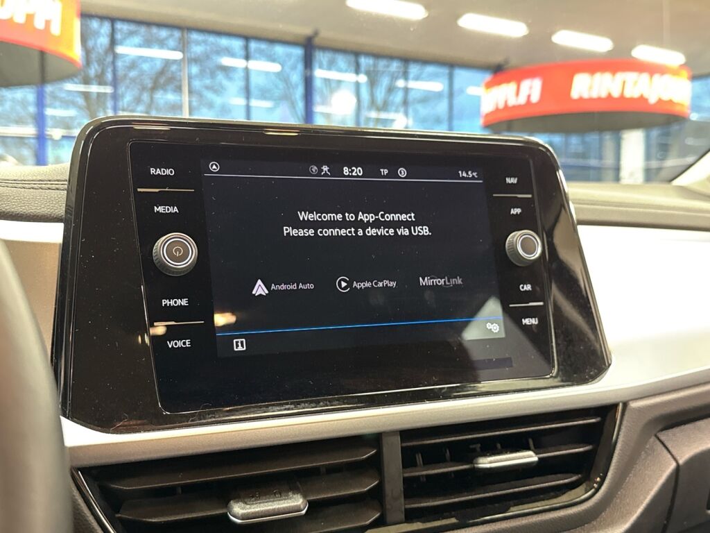 Volkswagen T-Roc 2022 Musta