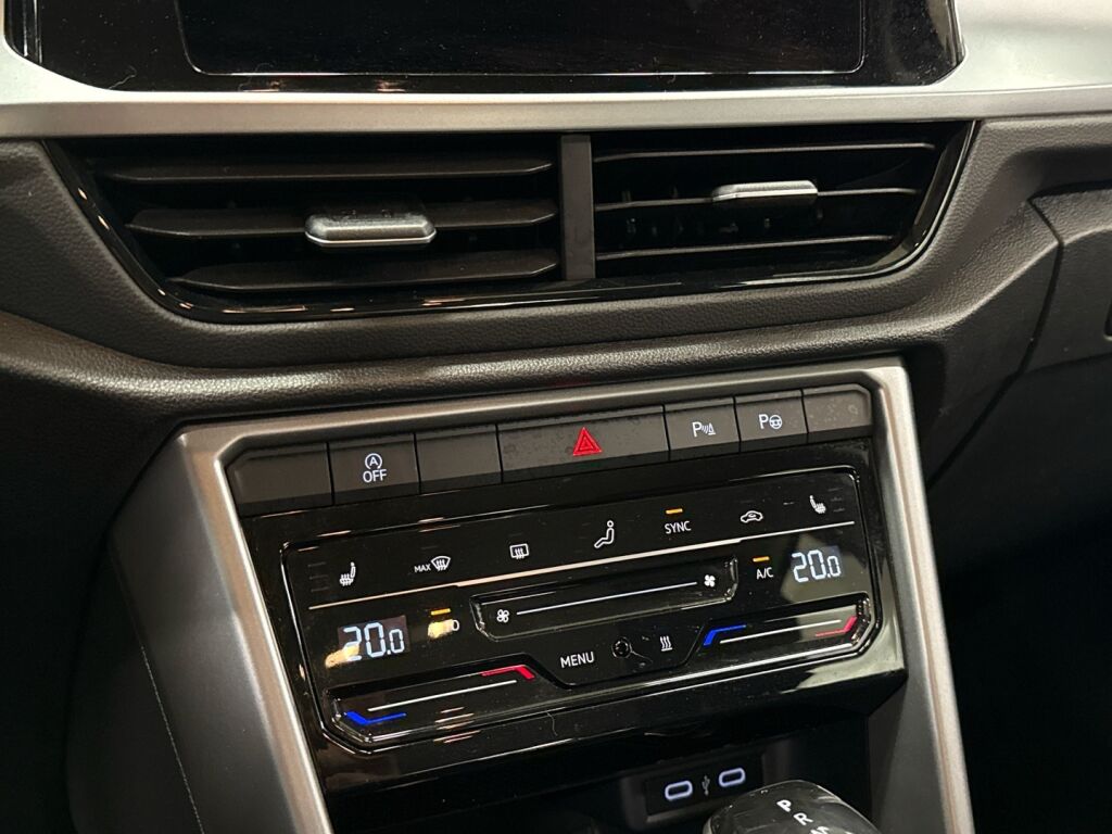 Volkswagen T-Roc 2022 Musta