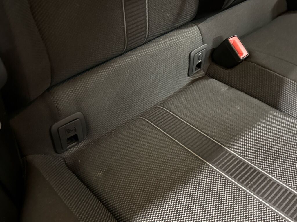 Volkswagen T-Roc 2022 Musta