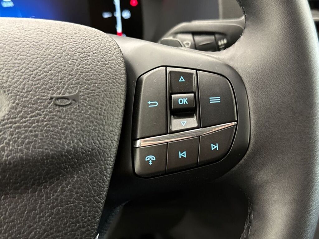 Ford Transit 2026 Magnetic