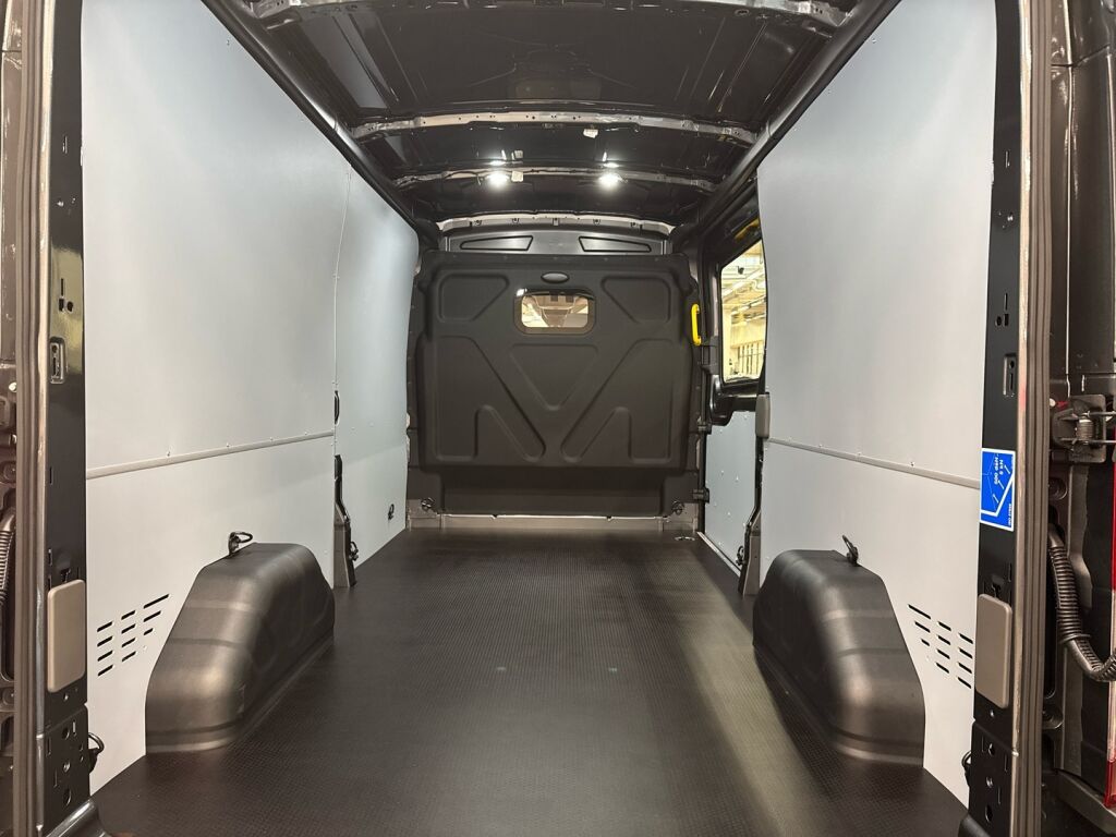 Ford Transit 2025 Harmaa