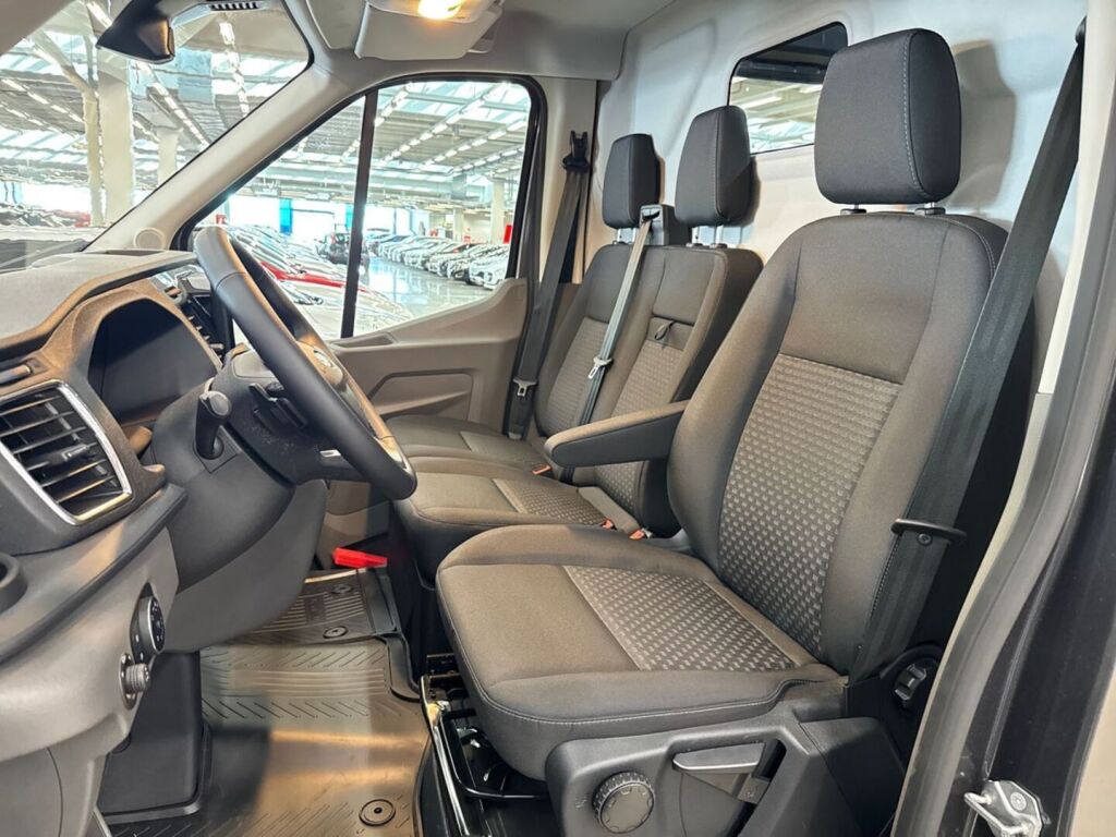 Ford Transit 2026 Magnetic