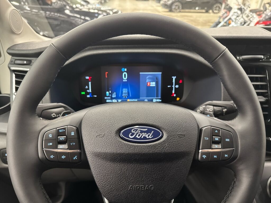 Ford Transit 2025 Harmaa