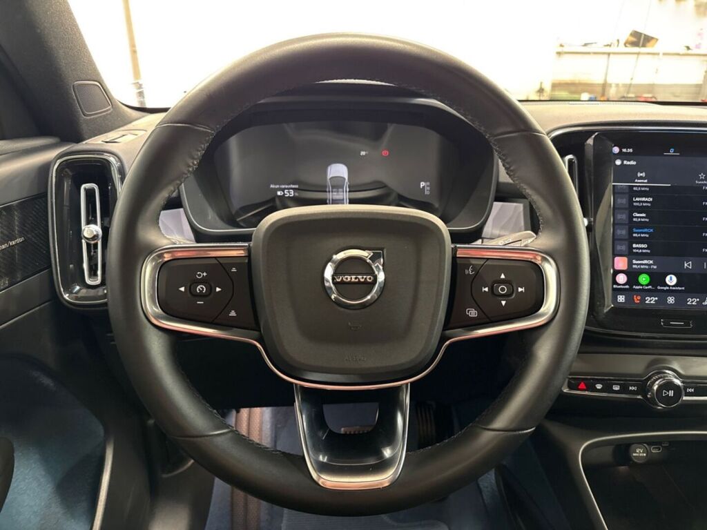 Volvo C40 2022 Sininen