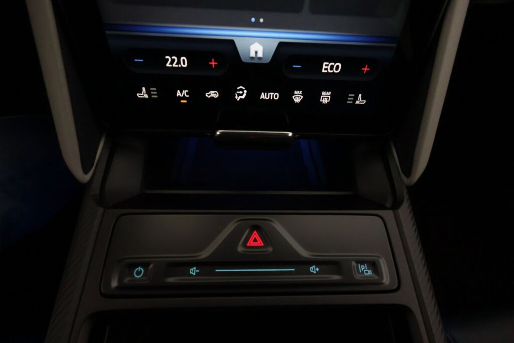 Ford Capri 2025 Punainen