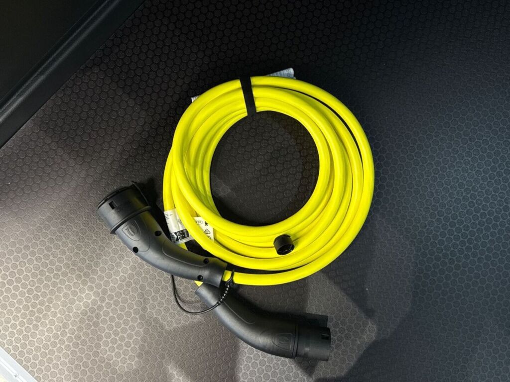 Ford Transit Connect 2025 Frost Silvet