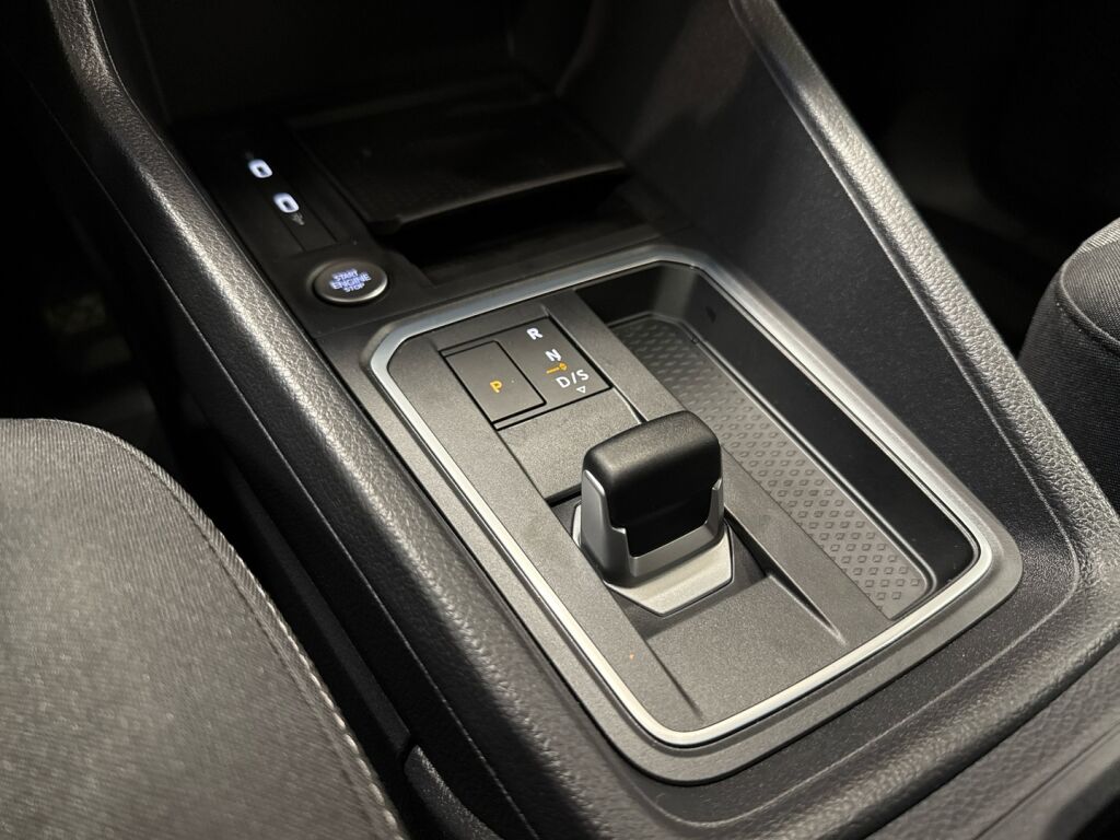 Ford Transit Connect 2025 Hopea