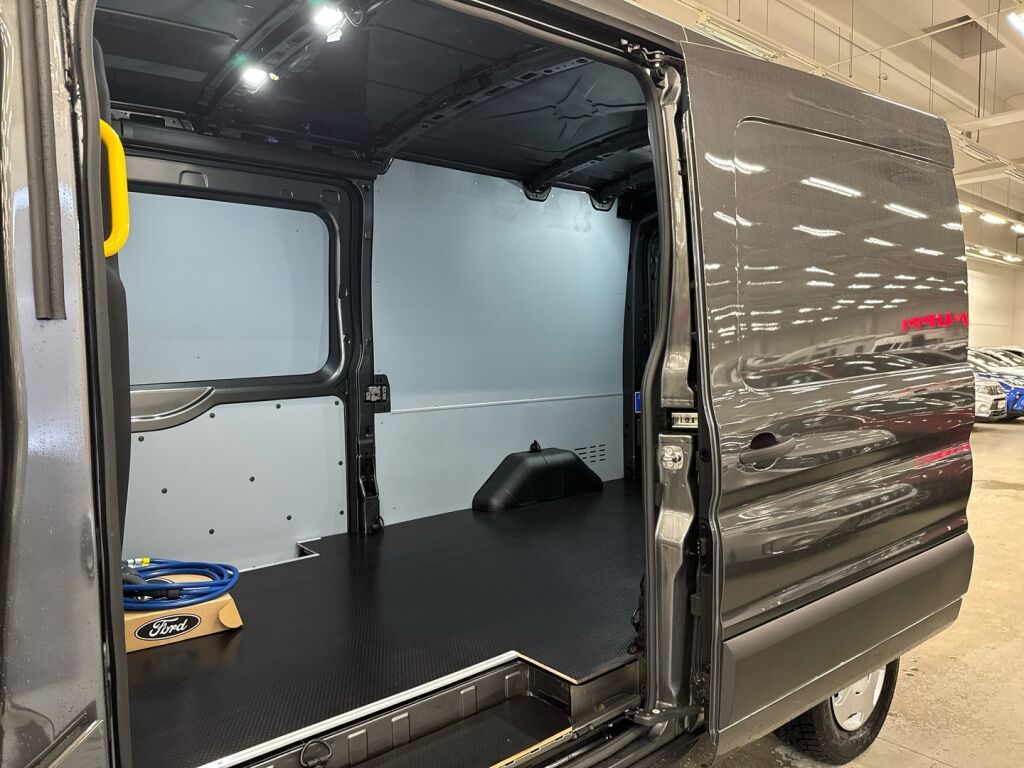 Ford Transit 2025 Harmaa
