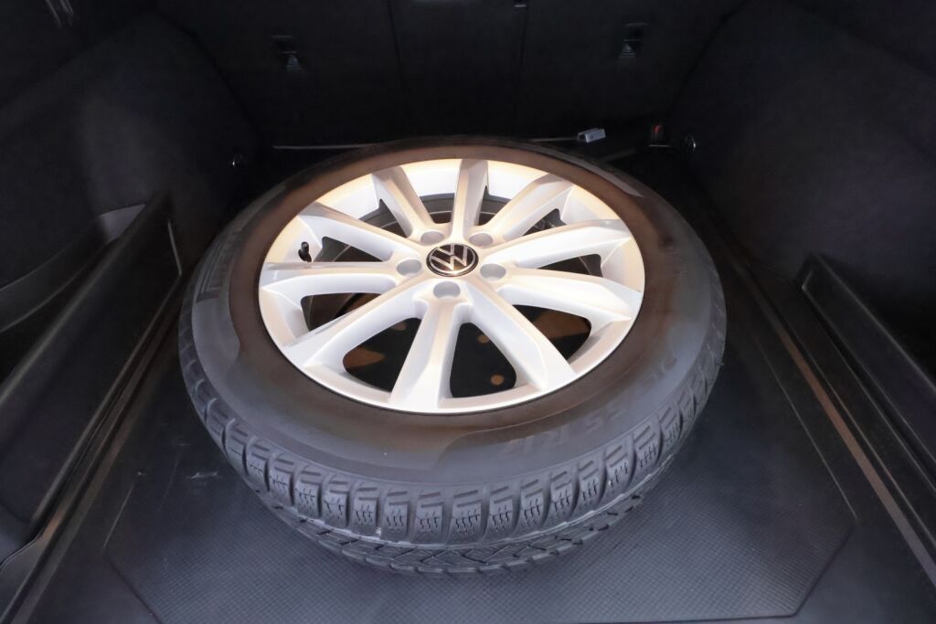 Volkswagen Passat 2022 