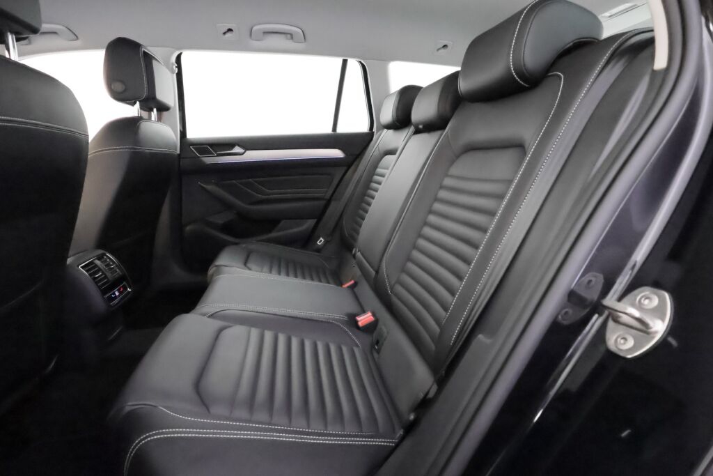 Volkswagen Passat 2022 