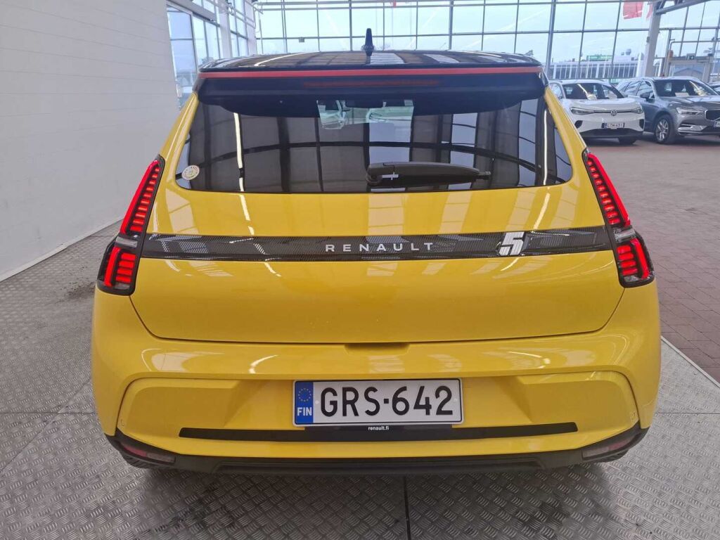 Renault 5 2025 Keltainen