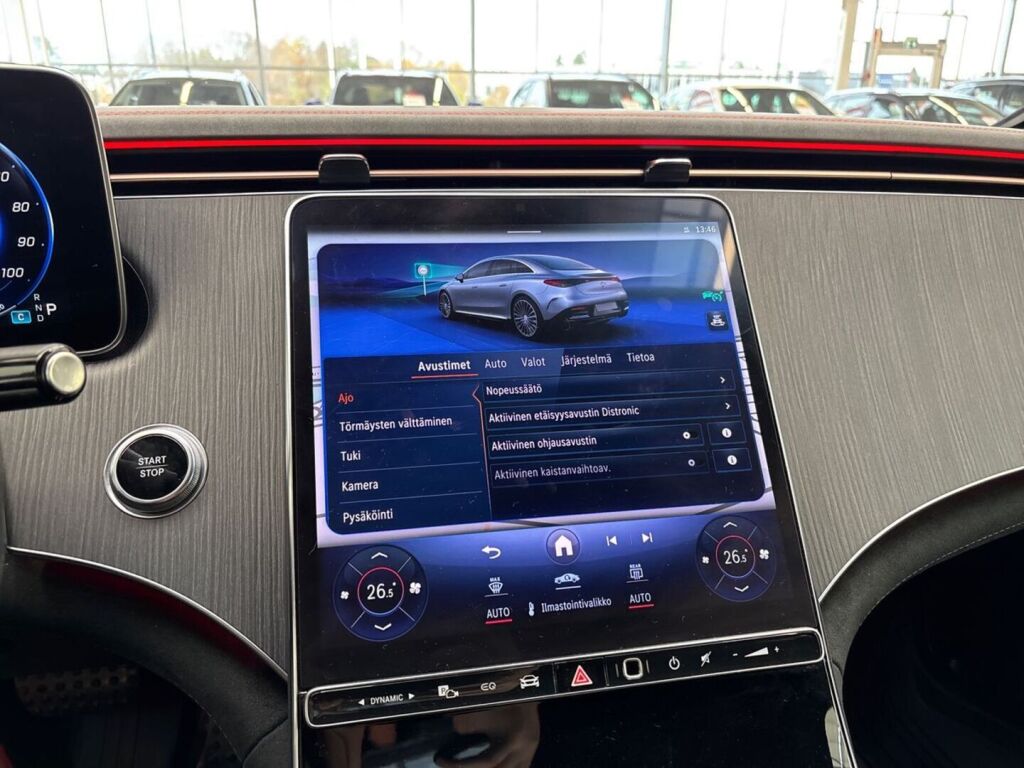 Mercedes-Benz EQE 2023 Metalli musta(Obsidianmusta)