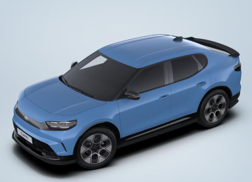 Ford Capri 2026 Sininen