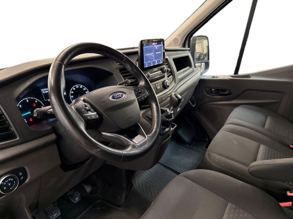 Ford Transit 2020 Valkoinen