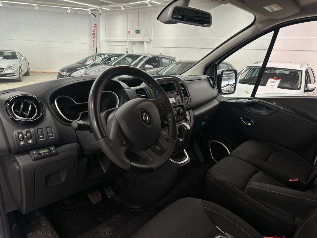 Renault Trafic Passenger 2020 Valkoinen